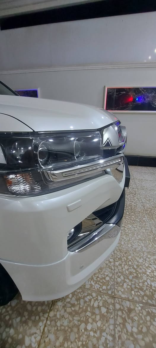 لاندكروز ساز 2019 بغداد
ماشية ١١٩ الف بغداد
كفالة عامة لا تبديل ولا صبغ ولا بارد ولا تكحيل 
للأستفسار // براء 
***********__  الديوانية
