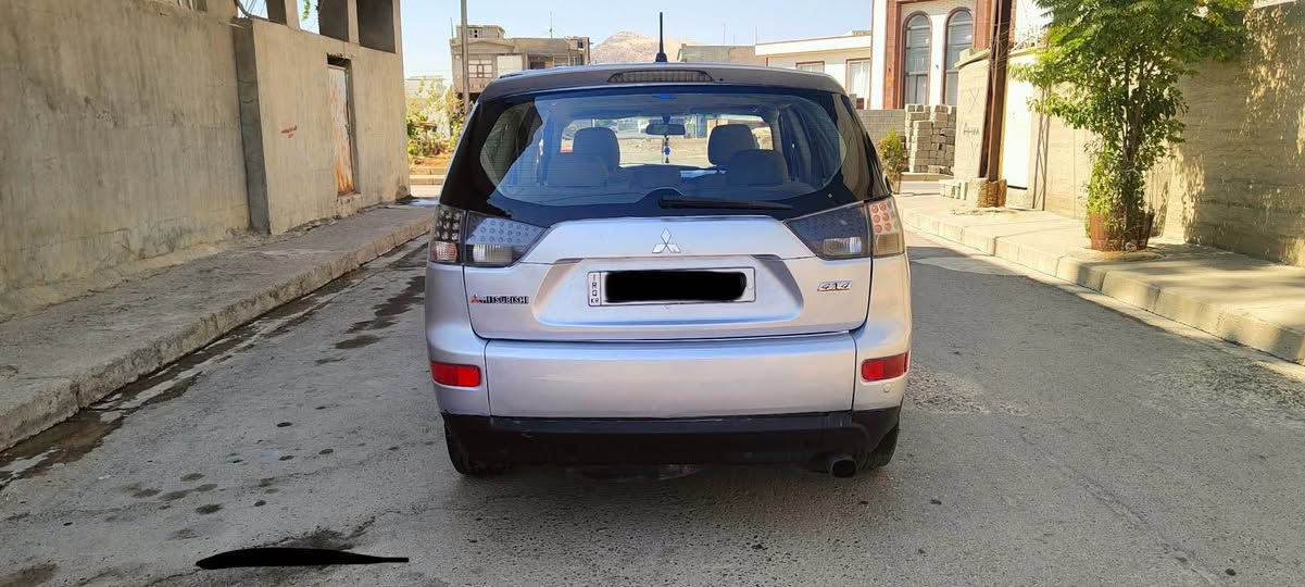 مستەر بۆشی ئاوتلاندەر بۆ فروشتن حام بۆیاخە دەحمی نیە پشت و پێش کەپس گێڕ تۆماتیک دەبلەکسل مودیل2008 سەنەوی تازە  جوار تایەی لۆکی ژێرە *********** ناو نیشان حاجیاوا ڕانیە رانية, السليمانية
