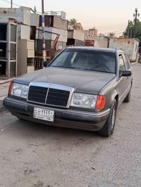 مرسيدس دوب • ١٩٩٢ • رقم بغداد