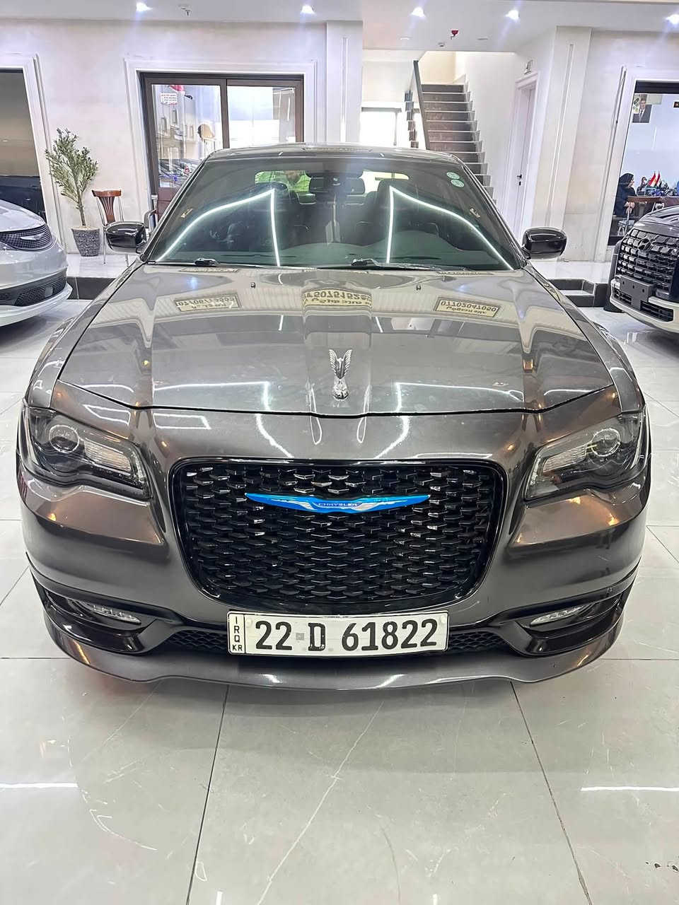 سلام عليكم اخوان 
كرايسلر أوباما S300 موديل 2018

دبل دعامية وفول مواصفات 1/1

اللون نفطي

محرك V6 سعة 3600

ماشية ١٢١ مايل

وارد كندي ورقم اربيل جديد

بصمة وتشغيل عن بُعد

بانوراما

كامرة خلفية دوارة

حساسات أمامية وخلفية

رادار أمامي وجانبي

كشنات جلد كهربائية

تدفئة كشنات

شاشة جبيرة

سماعات Beats بالصندوق

ويلات قياس 20

كير ستيرن

لايت زينون

إشارات جانبية وسبايدر خلفي
بيهه بونيد صبغ وجاملغ مبدل بلادي بدون دواخل 
للاستفسار 
*********** 
***********
