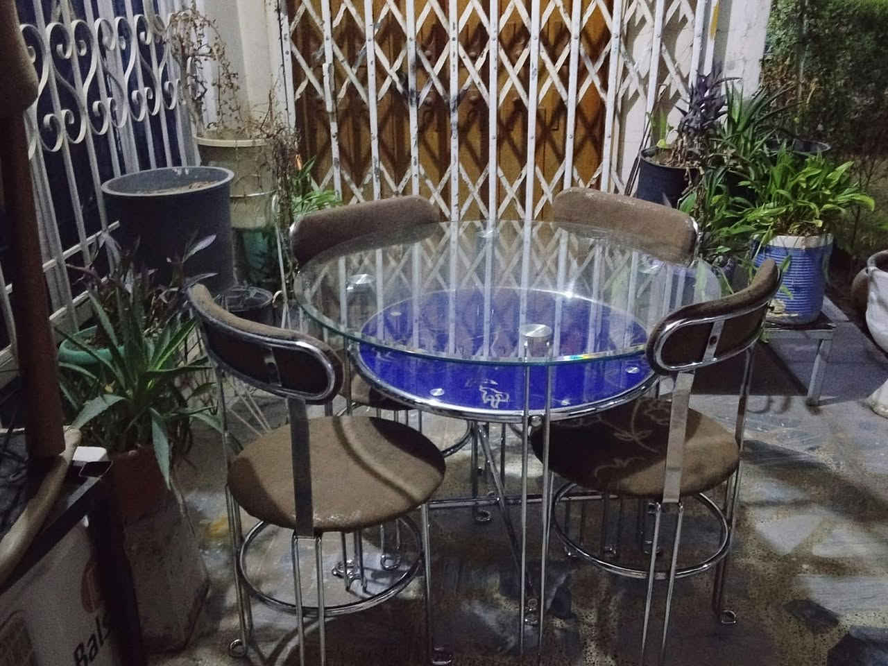 ميز • بدون غلطه