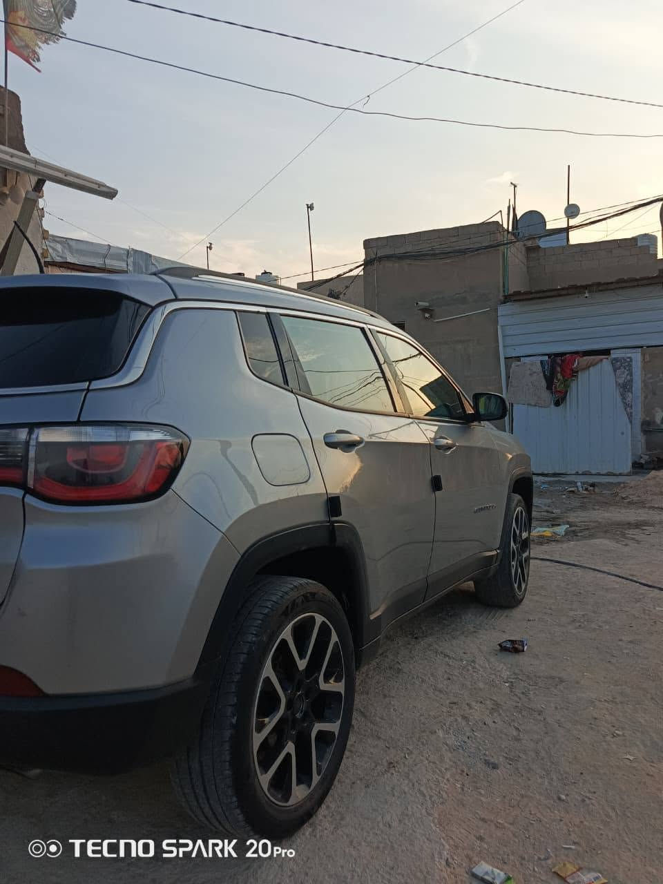 كومبارس • ٢٠١٧ • ضرر صبغ
