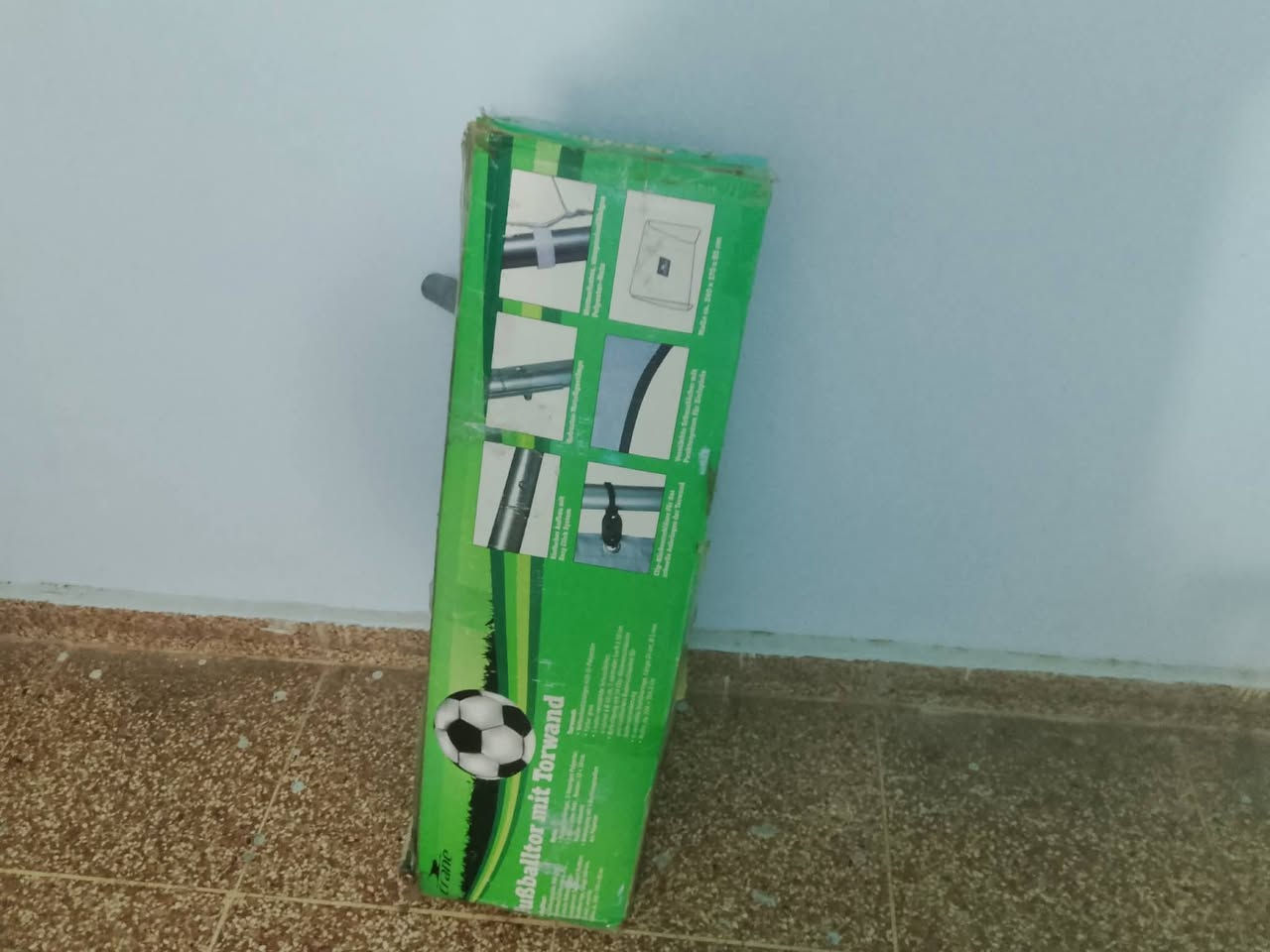قاصه البيع درجة اوله المس جديده البيع سعر قاصه 100بيها مجال  رقم الهاتف ***********
