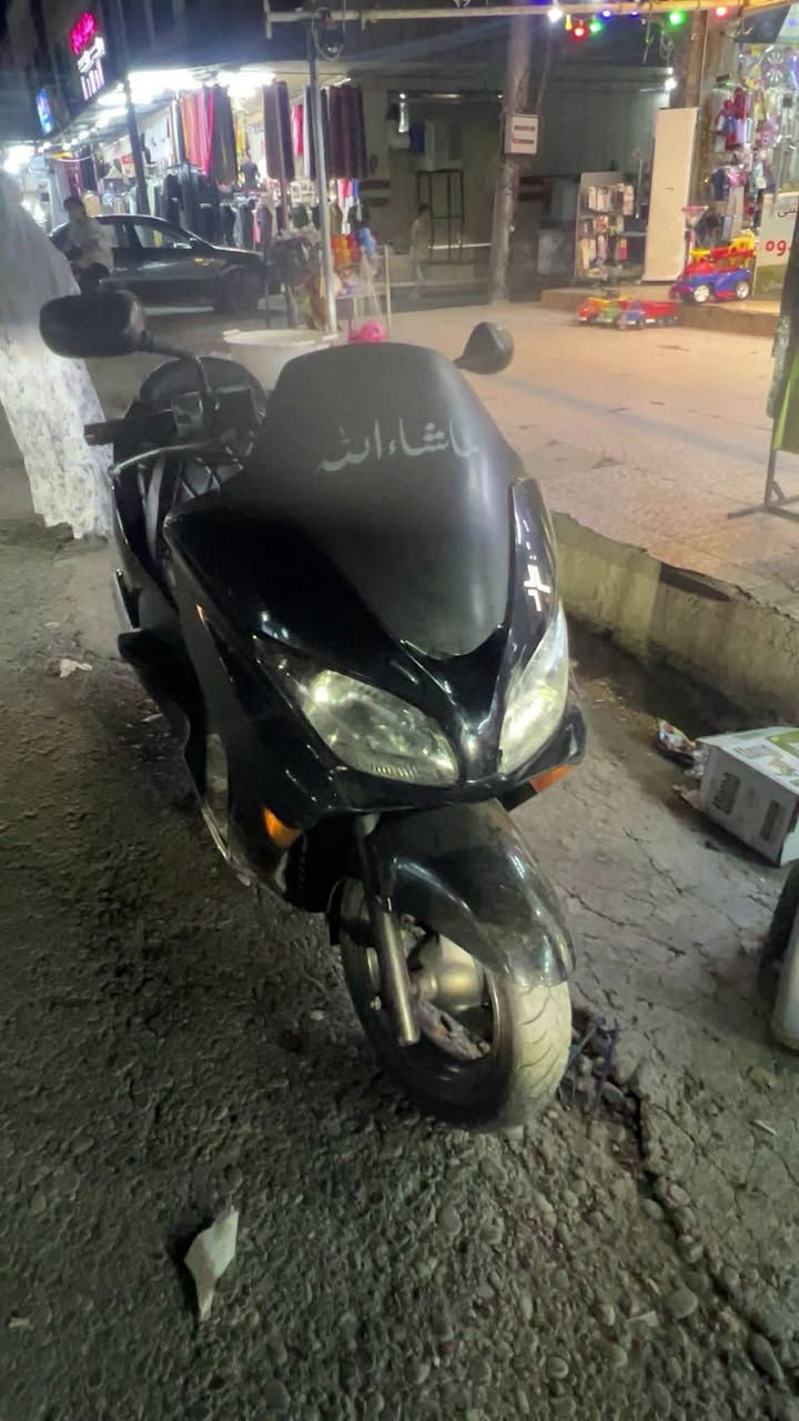 فورزاى ٠٩
به شه رتى هه مو شته ك ده فروشم كارا باياتو مه كينه شت به شه رتته
گير ته رك
شته كى پاكو ريك
شوين-هه ولير
ژ.م-***********
