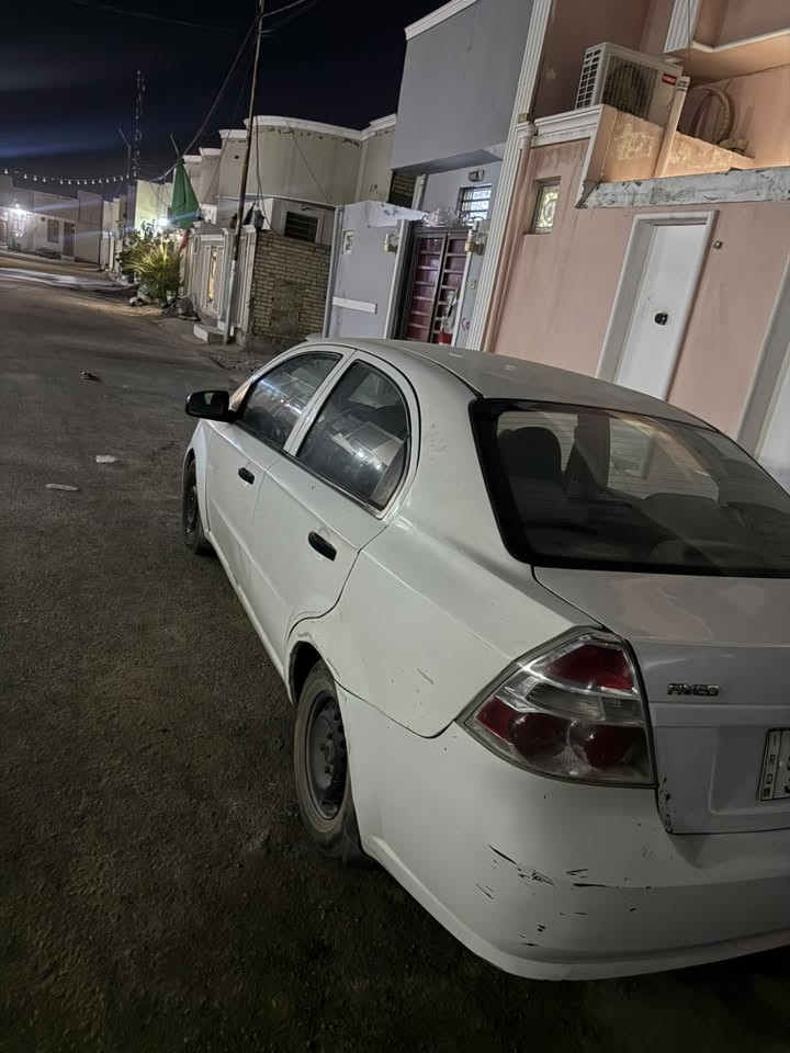 افيو ١٣ للبيع
السيارة بية ضربات وتبديل قطع
شاشة كامرة خلفية كامرا امامية
سنوية جديده رقم انكليزي
المحرك مجفت الكير تفصيح صارله شهرين تقريبا 
ادامه جديده للبخاخات والبلكات والجويتر وحجر بئه جديد فيت بم جديد تخم تايرات جديد صار يومين
السعر٦٩وبيه مجال 
***********
***********
