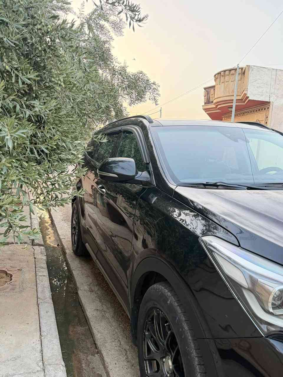سلام عليكم  كراند سنتافي اسود V6   3300           2018
فول مواصفات 1/1   رقم دهوك   سنوية 2031 هزة جديد رقم جديد   7 راكب   تحويل مباشر 

كشنات جلد +VIP

كشنات أمامي كهرب  + حار  بارد 

كشنات خلفي  حار 

سلايد او بانوراما 

نقطة عمياء 

مثبت سرعة 
كامرات ٣٦٠ درجة 

ثلاث وضعيات قيادة   ايكو   نورمال   سبورت 

بريك بصمة 

اوتو هولد 

بردات ابلادية 

صندوق شفط 

كشن خزن

رادار 

حساس أمامي  خلفي 

ستيرن هيتر 

ثلاث قطع تبريد تبريد ثلج 

تبريد خلفي منفصل 

تحديد سرعة

تشغيل بصمة 

دبل اكسن

سعر ١٦٥  او مجال

***********
