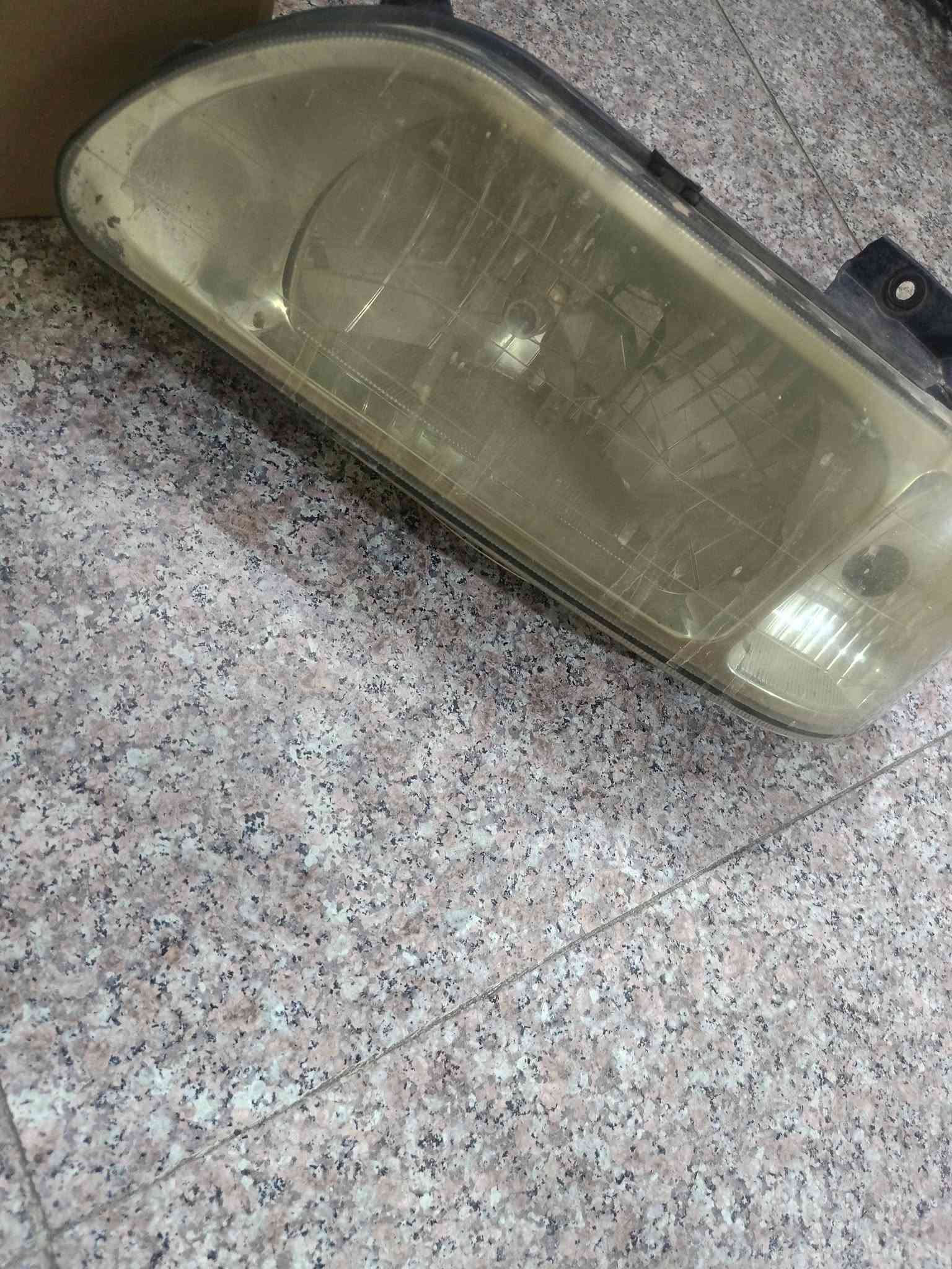 السلام عليك غراض سايبه للبيع فريز اصلي ب٢٠ بنكه راديتر اصلي ١٥ لايتات اصليه زوج ب١٠ بنكه تبريد اصليه ب١٠ مكاني بغداد حي اور ***********
