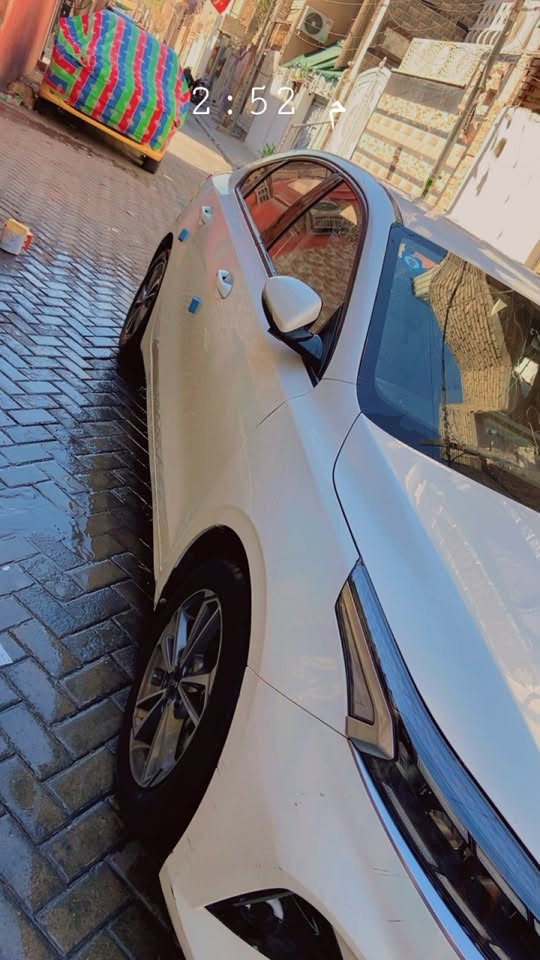 السلام عليكم بيع مستعجل عليها سياره اخت جديده 
سيراتوا k3 موديل 2022 حادثها اثر تكتك ضربلي نص من باب الخلفي والامامي وجاملك  واكو خدوش بسيطه بسياره
السعر  110 $ وبيها مجال بسيط كودن مستعجل عل بيعتها
*********** مراسله واتساب رقم بغداد بسمي تحويل ثان يوم
