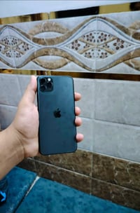 ايفون ١١ برو ماكس • ٦٤ • شاشة أصلية