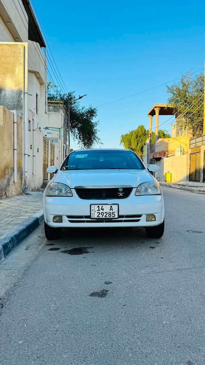 سلام عليكم
اوبترا 2012 رقم انكليزي جديد بأسمي 
سياره حلوه معتني بيه نصبته حلوه 
سياره بيه جاملغ امامي مبدل وبيه بارد فقط والدوس مصلحات اثر خياس شرط درجه اولى 
اما باقي كلشي ماناقصه حمدالله تبريد حداده اماميه مصار هواي من بدلته باتري جديد مكينه حلوه 
مكاني البصره القبله 
السعر 75 وبيه مجال 
رقم الهاتف ***********
