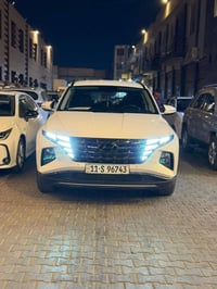 توسان ٢٠٢٢ • محرك ٢٠٠٠ • ضربة صندوق