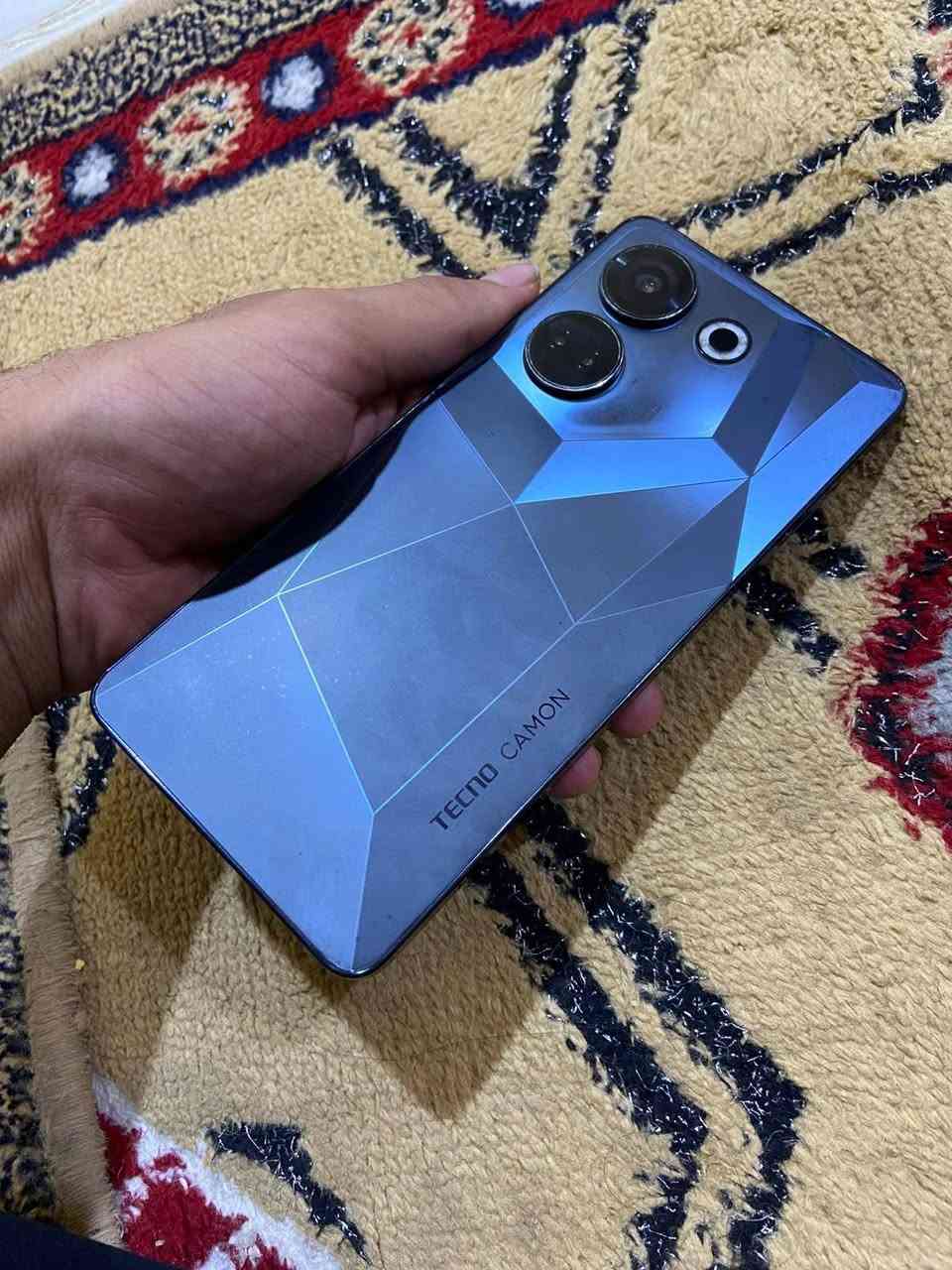 السلام عليكم موبايل TECNO CAMON 20 Proللبيع بي بس شويه كسره بل شاشه مامأثره ابد وفوكاه لزگه مكاني ناصريه الاسكان الصناعي السعر170 وبي مجال قليل رقم موبايلي ***********
