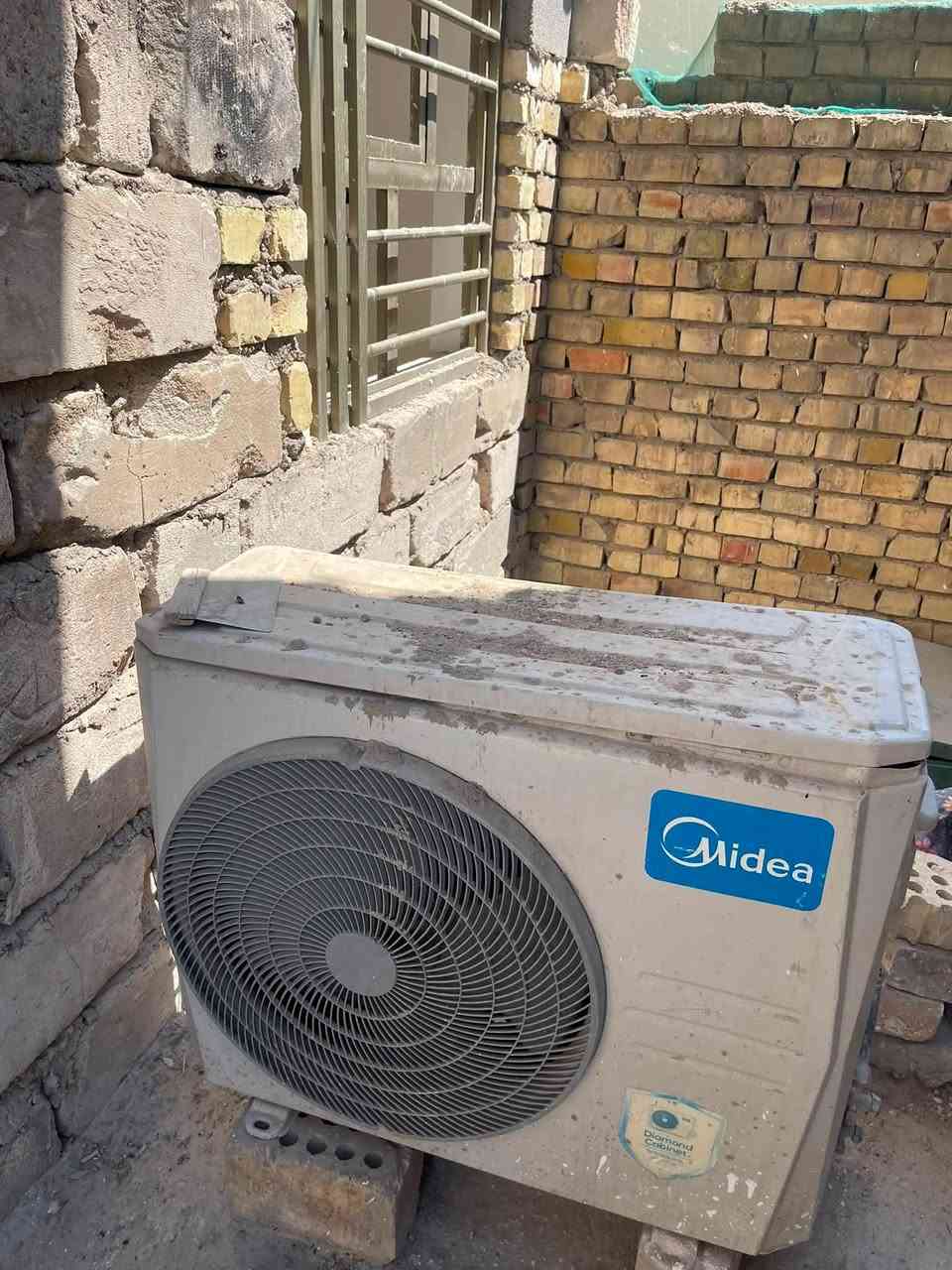 سبلت الوادي طنين ونص
نقص بس غاز شغال كامل انتقلت من بيتي وفتحته طار الغاز

سعره ٣٠٠ مكاني مدينه الصدر ***********
