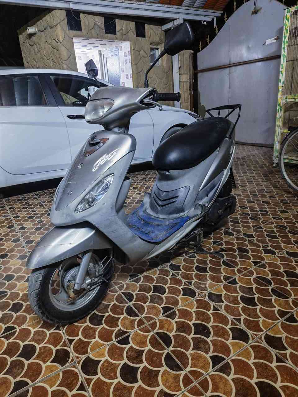 السلام عليكم دراجه البيع جديده جديده مامفتوح بيه ولابرغي سعر 850 ألف هذا رقم صاحبه ***********
