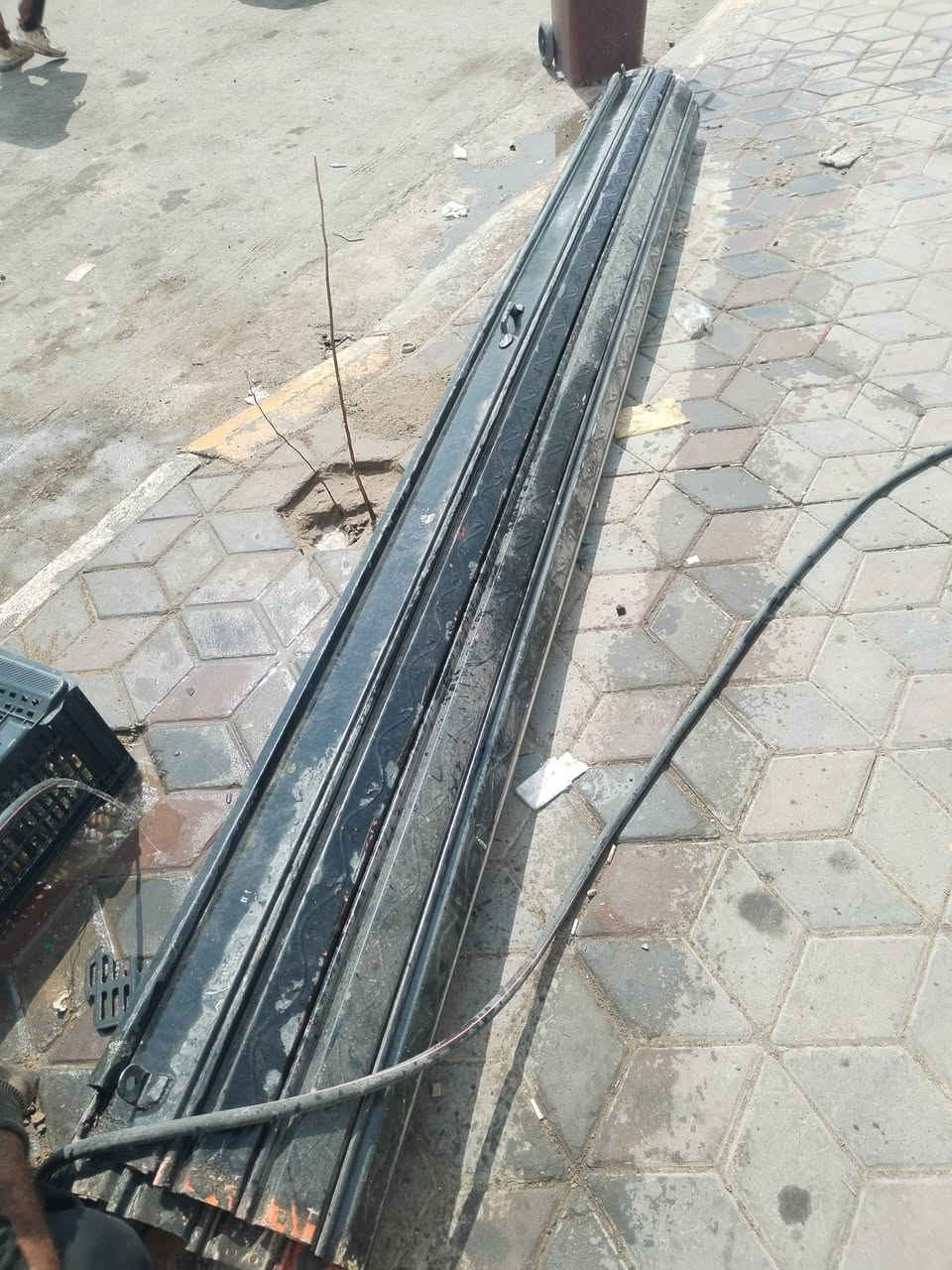 كنب • ٤ونص • مستخدم قليل