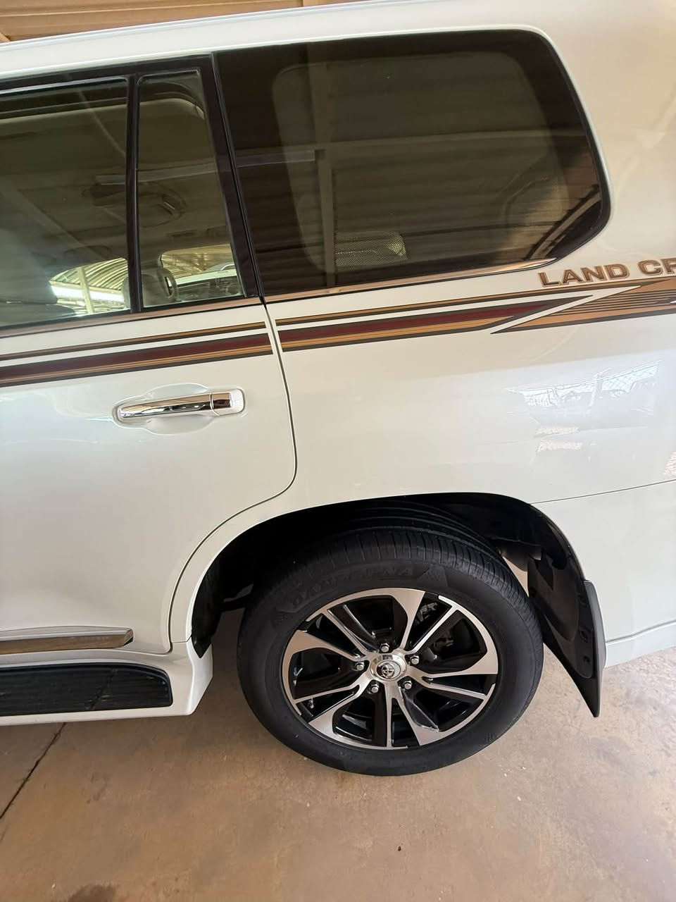 2021 بريم ماشيه 141km سونار موجود بابل معرض الخير
***********

نص مكتوب في الصور:
- Services BABIL CAR الاسم وسام نوع السيارة لاندكروز الموديل 2021 رقم السيارة 55453 بغداد الوقت 11:25 صباحا تاريخ الفحص 2026 / 7 / 19 فحص المحرك والكير المحرك والكير في حالة سليمة التقرير النهائي توجد بعض الرصعات في السيارة وملاحظات وتكحيلات في الدعاميات والدوسات ورصعات في القمارة ملاحظة : نخلي مسؤوليتنا عند انتهاء الفحص وتسليم التقرير الى الزبون العنوان : بابل طريق حلة نجف قرب معارض السيارات مجاور محطة وقود باب الامير *********** ***********