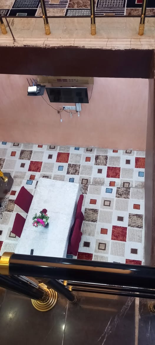 السلام عليكم
للإستفسار اتصل على رقم ***********
  دار طابو ملك  للبيع
 مساحة ١٠٠ متر  طابقين  بناء ٢٠٢٠ 
الشعب _  الثعالبة محلة ٣٦٥ 
المربع الثاني 
كراج (حوش )
 وتواليت خارجية 
مدخلين 
استقبال 
حولي 
مطبخ 
منور (ترك)
حمام مشترك غرفه
غرفة  
الطابق الثاني
 غرفتين 
حمام مشترك 
توليت خارجية 
ييتونه كبيرة 
سطحين 
شغل درجة أولى 
الثعالبة 6000
الثعالبة محلة 365 
زقاق 22
مقابل بيت ابو عمار المؤذن 
للإستفسار الاتصال على الرقم *********** ابو نرجس
