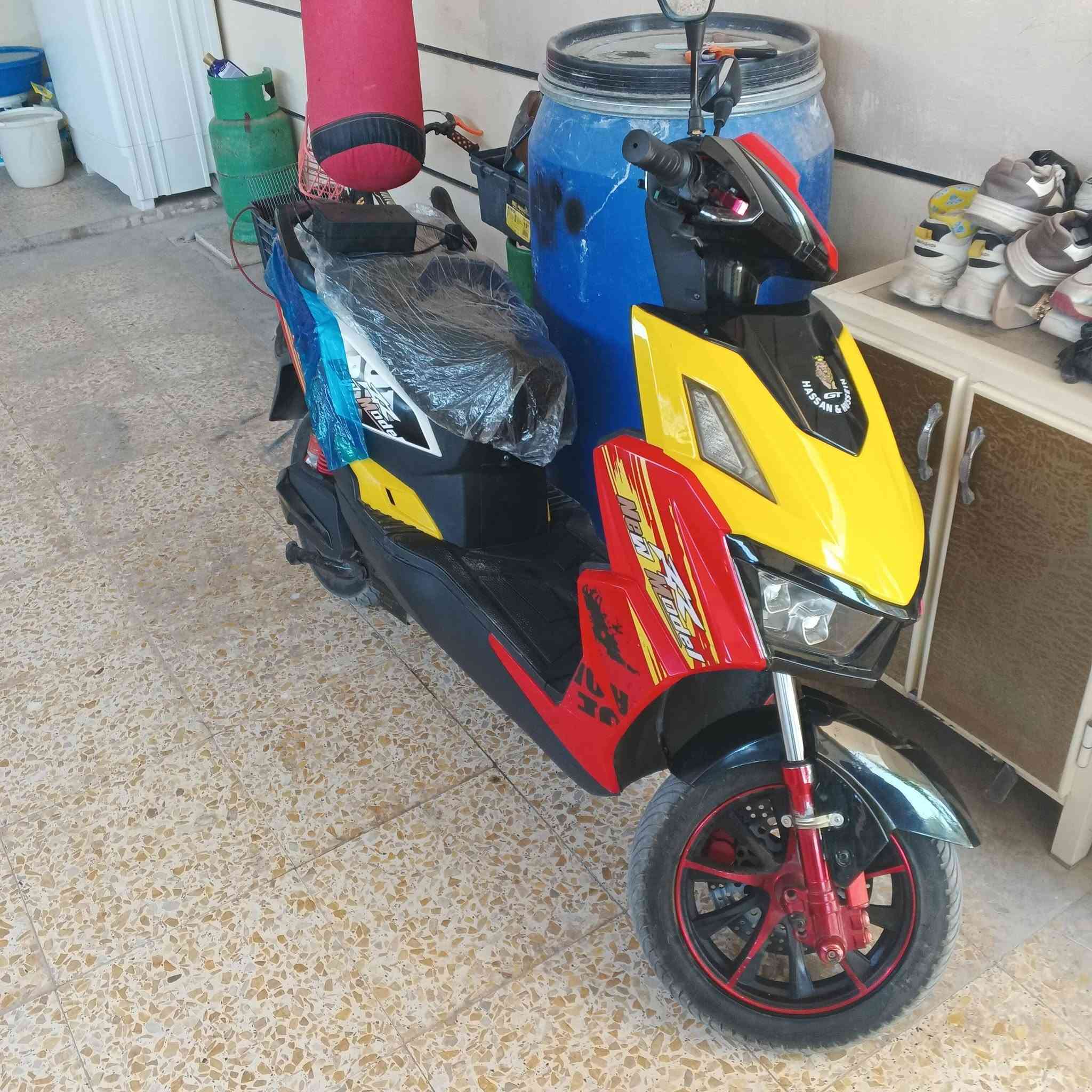 ليا الله السلام عليكم درجة شحن فول مواصفات الشكل الرياضي بطاريات على الفحص يقرن 10ونص السعر 625الف بيهه مجال بسيط جدا رقمي بي واتساب ***********

