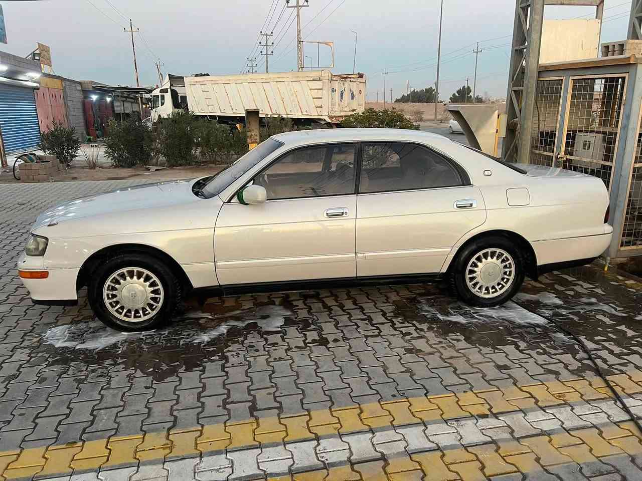 سلام عليكم
سيارة بطة للبيع كفالة عام مصبوغه عام جمالية موديل 2000 متصل بصرة تبريد حدادية كله جاهز العنوان البصرة _ الزبير _سوق سوادي. سعر (55)وبيه مجال 
***********
