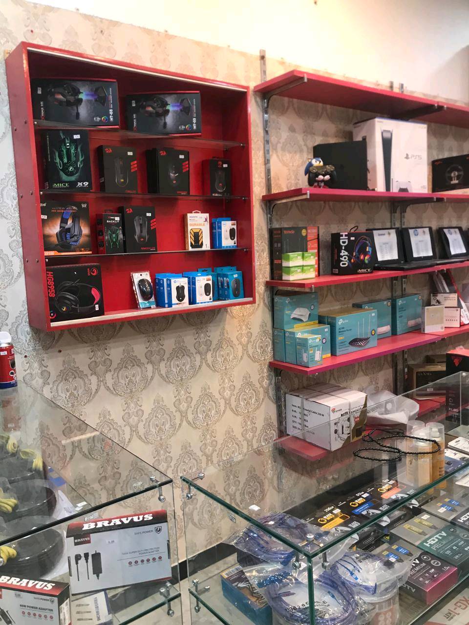 السلام عليكم 
موجود فقط الديكور بدون مواد للبيع
