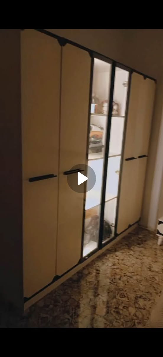 غرفة نوم ستعمال شهر البيع
سعر ٥٠٠
***********
