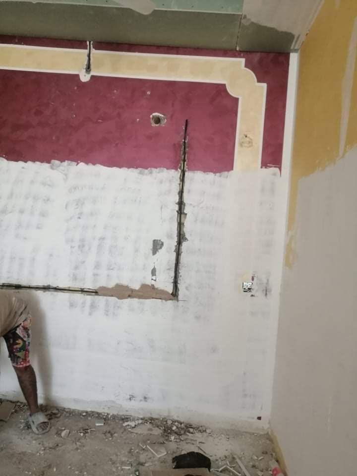 سلام عليكم 
خلفه صبغ ديكورات معالجة الرطوبه وفطور جدران وسقوف وعملي شرط نطيك ضمان  نضافه ترتيب عنواني ناصريه مركز رقم يمك وتصل واتساب ‏‪***********‬‏
