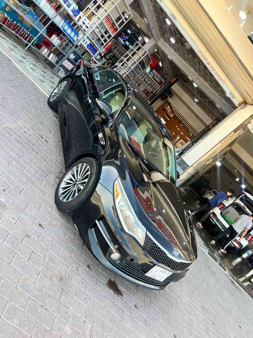 مكلف بالنشر ... مكلف بالنشر
اوبتما 2016 وارد امريكي لون اسود محرك   4 سلندر Gdi تبريد قطعتين ويل كب رقم بغداد 

 مكانها الرمادي 
للاستفسار ***********

نص مكتوب في الصور:
- *********** حدادة علي السويداوى