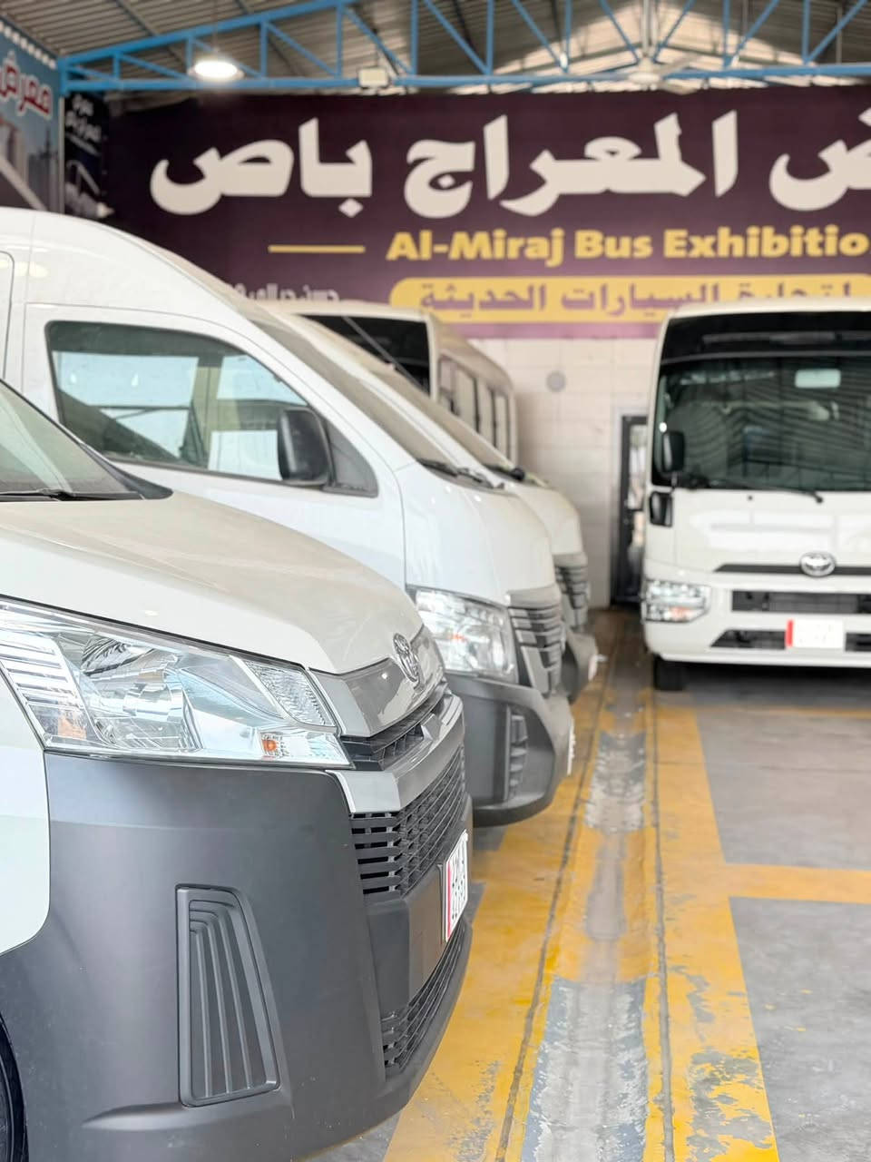 سلام عليكم يوجد لدينا كوستر ٢٥و٢٦
ونيسان يوفران ٢٦فول 
وهايس ٢٥و٢٦
بداره سيد عماد 
بداره مصطفى ديالى 
هـ *********** 
هـ ***********
