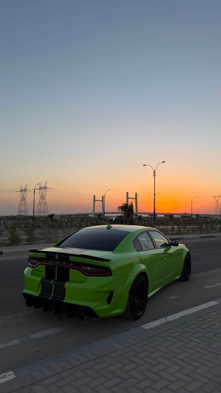 السلام عليكم للبيع جارجر سكات باك6400 وايد بدي اصل 2023 ماشيه 17ميل وارد امريكي بيها فقط تخريب بالداخل حاركين الكشنات ومبدلهم اصليات رقم فحص مؤقت
مكان السيارة بصرة

استفسار 
***********
