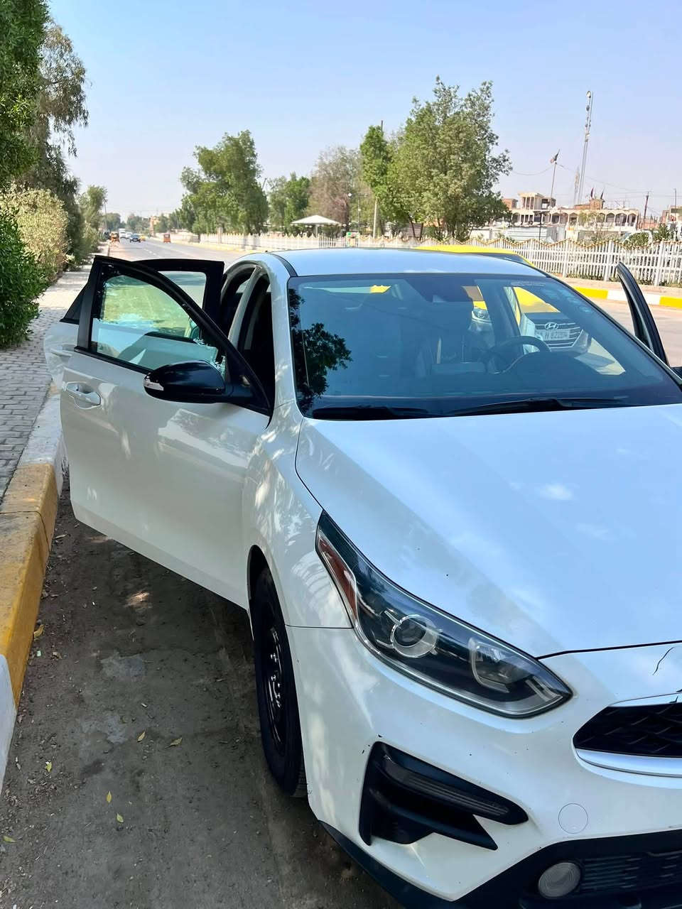 سلام عليكم
سياره فورتي موديل 21 
العنوان بغداد مدينه الصدر

لبيع لستفسار على هذا رقم ***********
