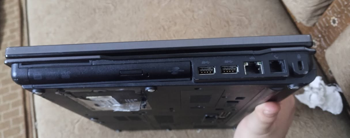 HP EliteBook 8540w • كرت Quadro • كيبورد ناقص