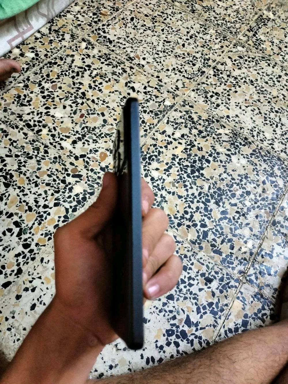 جهاز بوكو اكس ٦برو ذاكره ٥١٢ الجهاز ممفتوح فقط الشاشه بيه ضربه والكاميرا جاي انضف بل سماعه ونزرفت كامت تعبر وصاخه عل كامره سعره ٢٢٥ بي مجال بغداد دوره
