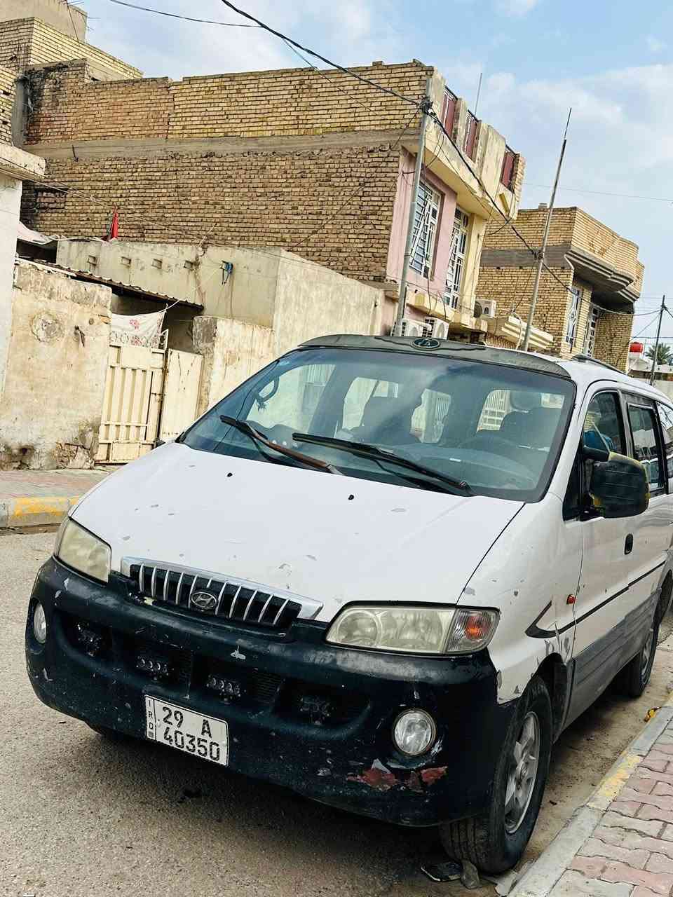 السلام عليكم ستاركس موديل 2000للبيع السياره بأسمي السياره كير ومحرك خير من الله اني اكلك عندك شاصي مصلح من جه الصدر وجان بيه خياسات سويتهن السياره صيف شتاء نكره سلف والحلو بيه انو رقمه خصوصي يعني لا هيئه ولا خط وبحث وسعره جدا مناسب للتواصل الاتصال على هذا الرقم***********مكانه  واسط العزيزيه
