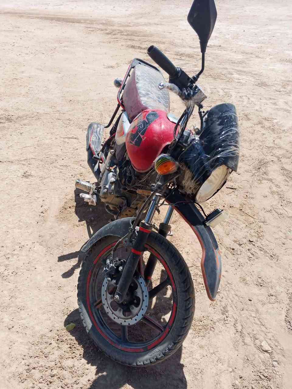 بوكسر موديل19لو20 دراجه كامله ما بيه شي وياه أوراق بس او بيه صوت خفيف بل كير هاذا ما بيه شي ما ياثر دا اروح بيه من فلوجن لسامراء رايده اب500 رقم ***********
