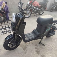 شحن • ٥ بطاريات • بطارية منفوخة
