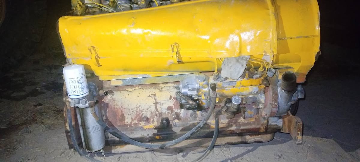 محرك دويز 912  ما مفتوح شغال بيه خيط تبخير  للبيع 
عنواني الاسحاقي 
للاستفسار اكثر الاتصال على الرقم ***********
