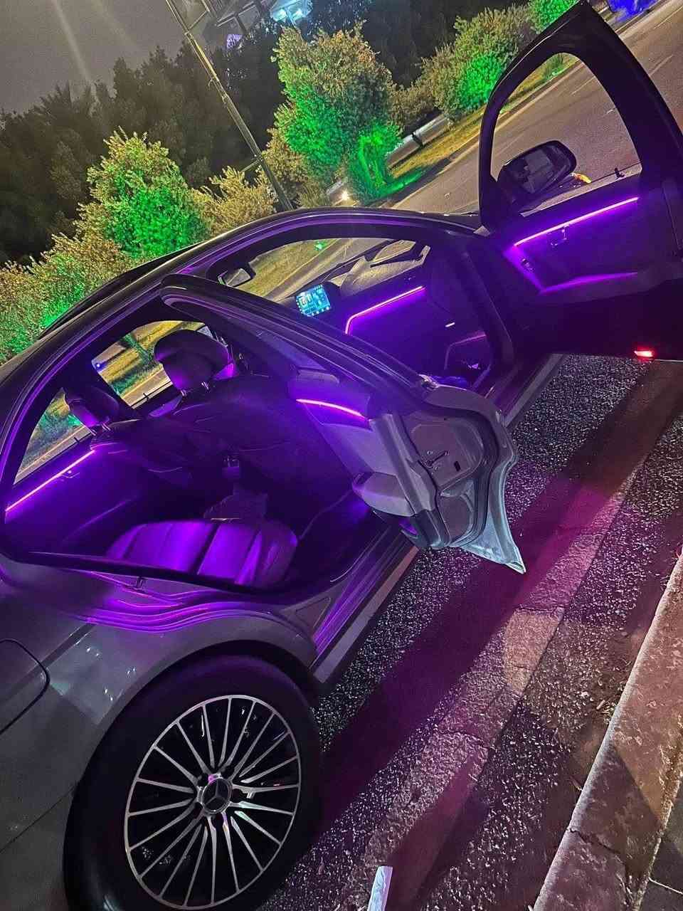 السلام عليكم للبيع او مراوس
مرسيدس 2008 c300 فول مواصفات
محرك 6 سلندر 3000 السيارة نظيفة جداً السعر 118
***********
