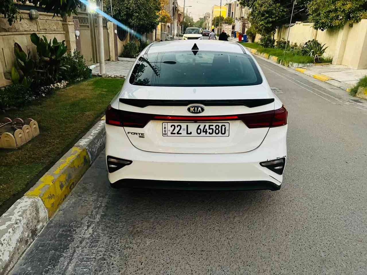 السلام عليكم كيا فورتي
موديل 2019 
رقم أربيل باسمي 
الكير at
ماشيه 78حقيقي 
محرك 2000دوش 
السياره حادثه موجود بالصور قطعتين ملالون وقطعه صارت بالعراق 
مواصفات معروفه 
تحكم سترين 
شاشه كأمره 
حساسات خلفي
العنوان بغداد 
الشراي يتصل ***********
السعر 106بي مجال

نص مكتوب في الصور:
- 38320161 05/14/2021 IAA 38320161 BidCars