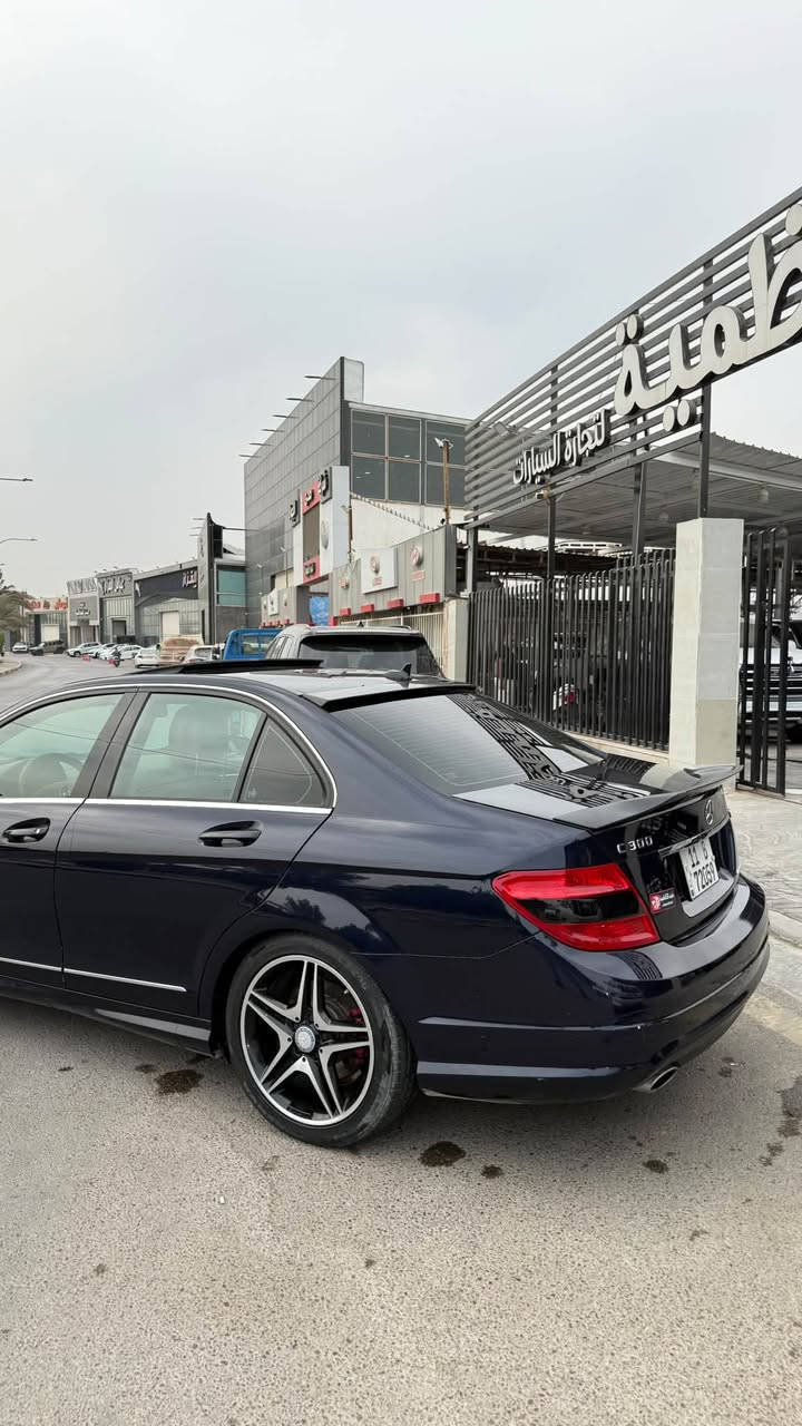 مارسيدس C300 • ٢٠١٠ • وارد امريكي