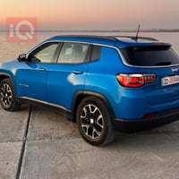 جيب كومباس 2022 فئة latitude السيارة بيها 3 جاملغ جهة السايق والبنيد ت...