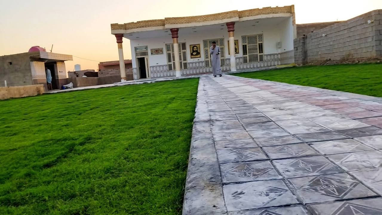 عمل حدائق زراعة ثيل شجر ورد بانواعه تنضيف ترتيب نخل ***********
