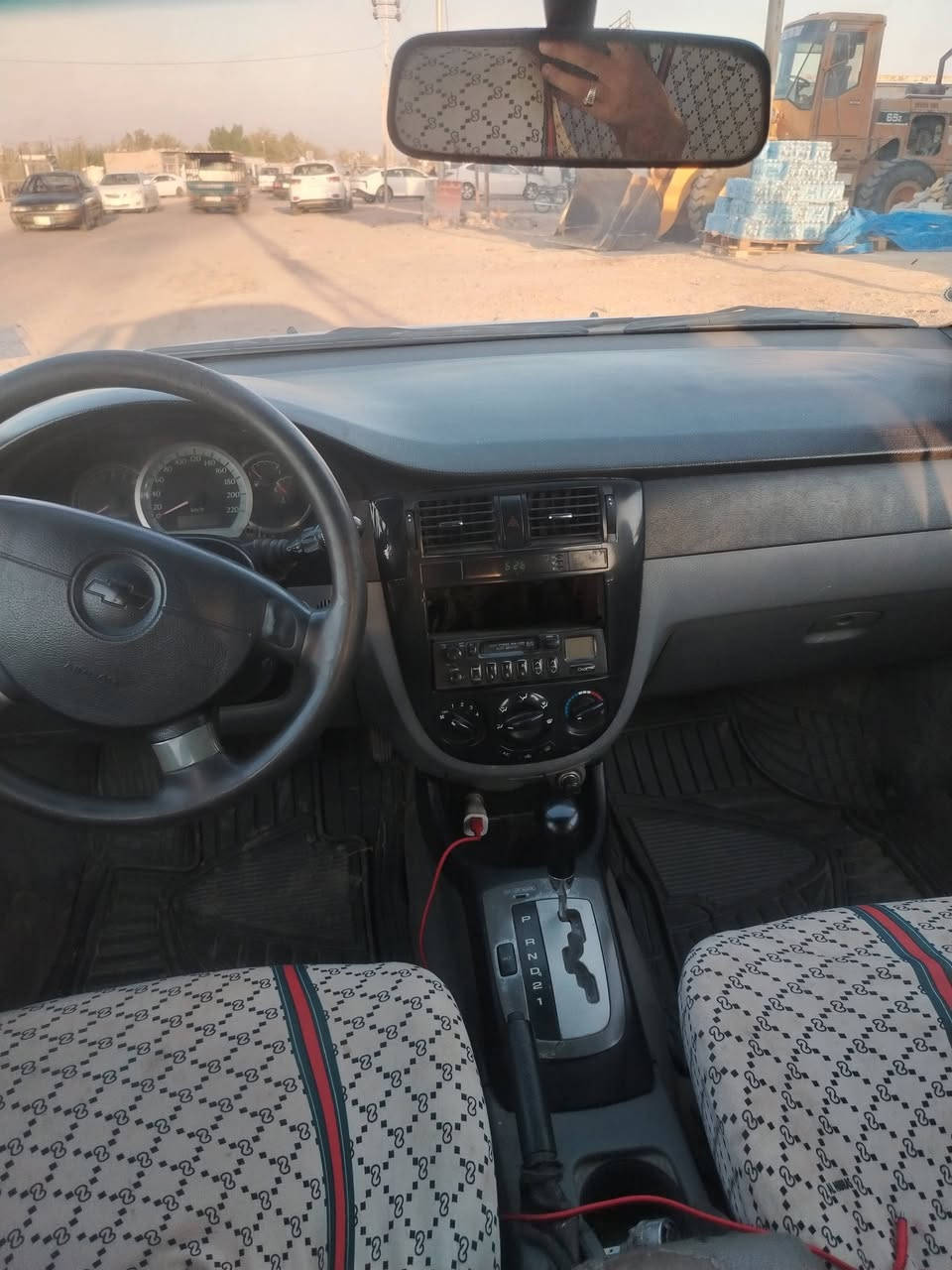 السلام عليكم البيع اوبترا موديل 10خليجي سياره جاهزه مكينه وكير وحداديه وتبريد كفاله تخم تاير جديد باتري جديد كهربايات كلها شغاله بدون ضربه وتبديل بس رشات صبغ رفم مثني مشروع وطني تحويل مباشر مكاني نجف السعر 63 وبيه مجال اتصل وتدلل بي واتساب هم *********** ترهم مراوس افيو صفره
