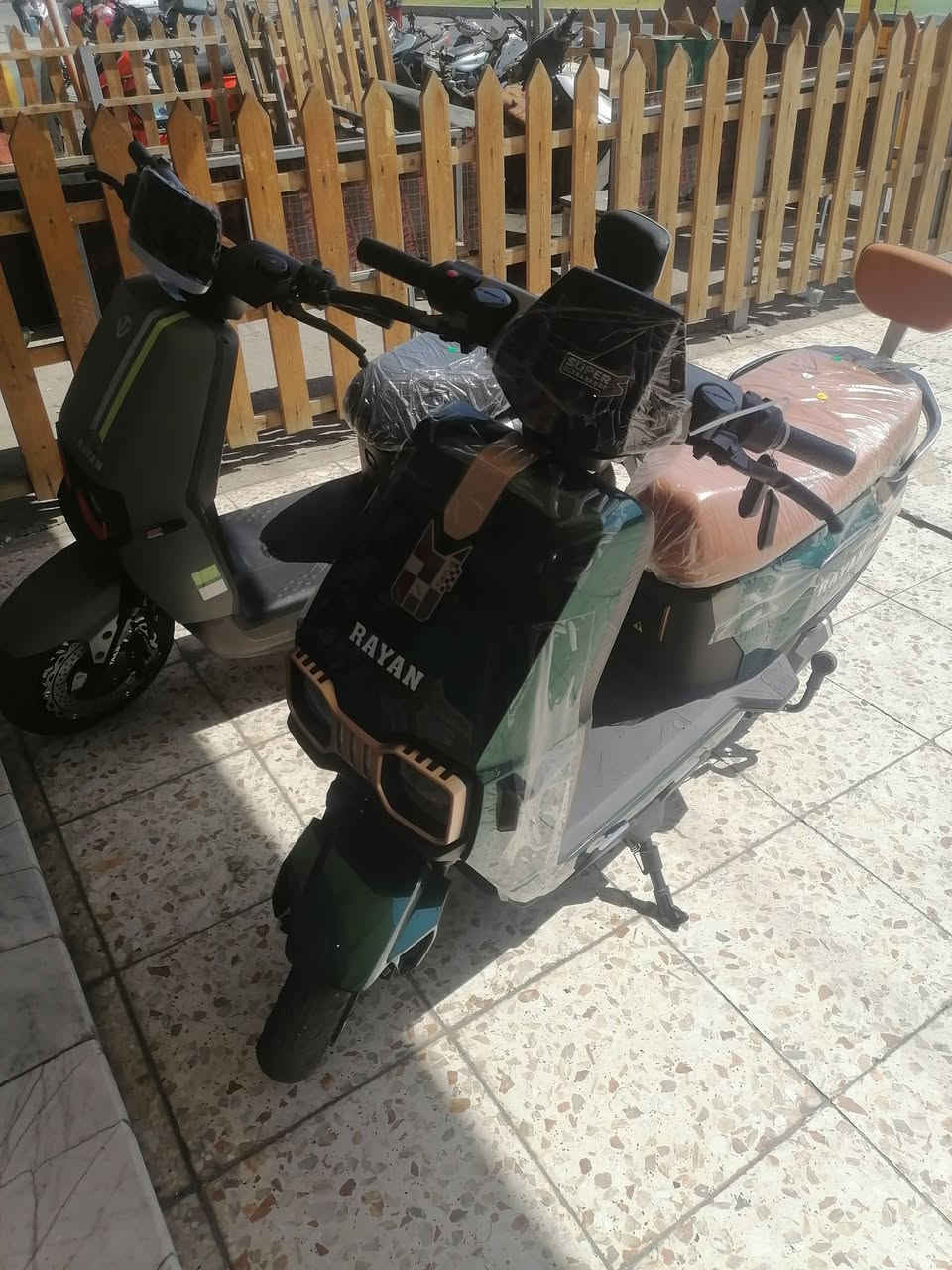 للبيع جديده 
السعر مليون و200
(ضمان)
***********
بغداد حي العامل
تفاصيل خاص
