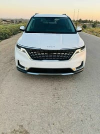للبيع فقط كيا كرنڤال موديل24/وارد امريكي/محرك3500 حره /مواصفاتEX /دخول...