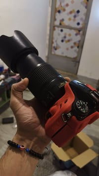 نيكون D7200 • شتر 38ألف • عدسة 18-140