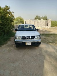 للبيع نيسان شبوط موديل 2002  رقم بابل بسمي تحويل مباشر  سياره جازه عله...