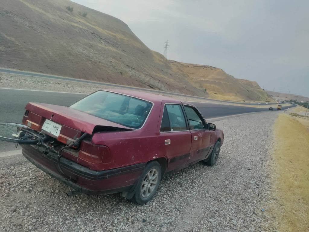 سۆناتا 1995 بەشەرتی گێڕو مەکینە گێڕ تەرحە ئاڕمی پلاستیکە  سعری 9 گەڵا معامەلەیەکی زۆر کەم *********** ئەوەش ژمارەی خاوەنەکەیەتی دار بنديهكان, السليمانية
