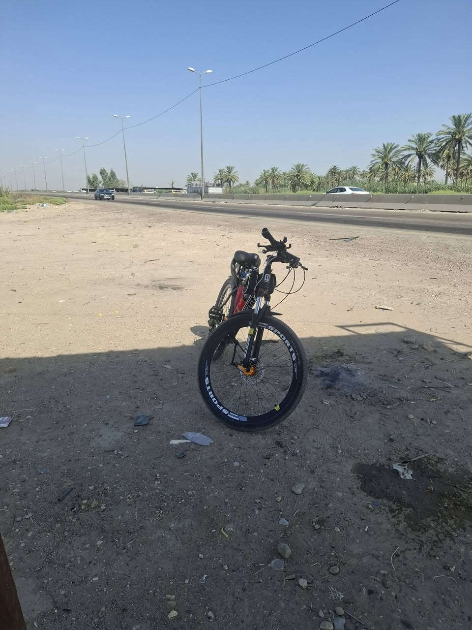 بايسكل جبلي جديد اخذته قبل شهرين    سعره ١٩٠  مكان بغداد الحريه الرقم ***********
