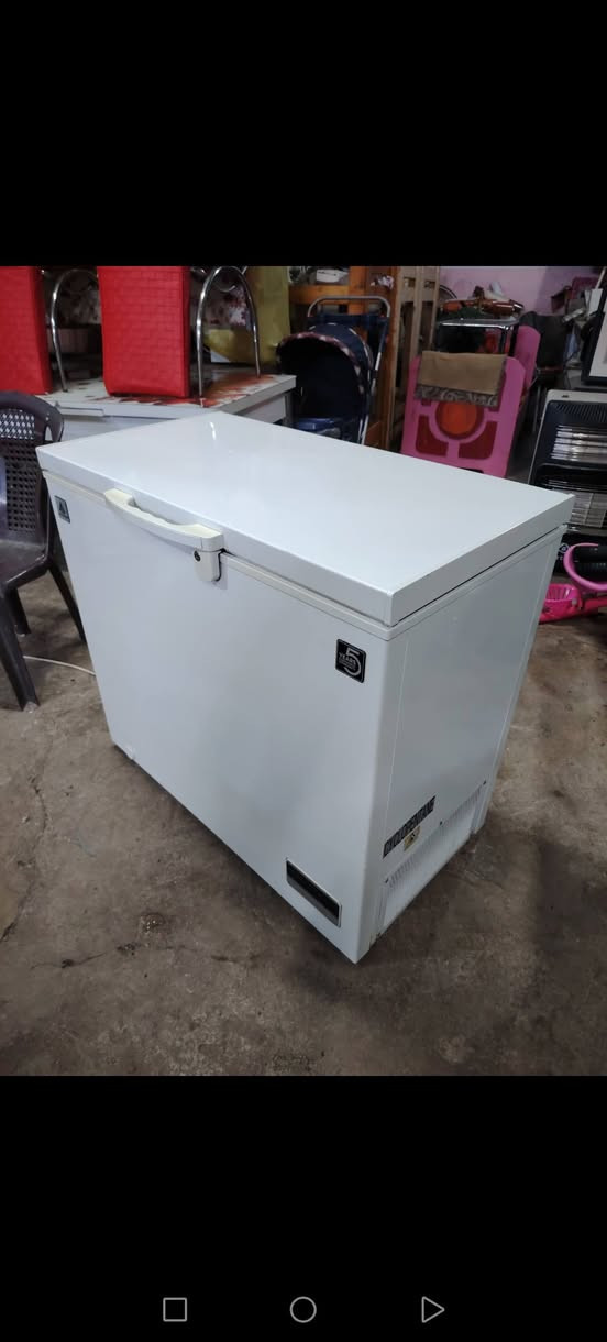 طباخ نوع يونفرسال فرن خطين قياس 80*60 مجمدة حجم 12 قدم نوع الحافظ وضع شركة
للبيع عنوان موصل جانب الأيمن منطقة العكيدات قرب مدرسة الرافدين مجاور سالم الخيرو الوكيل مقابل حجامة النور محلات الأخوين
