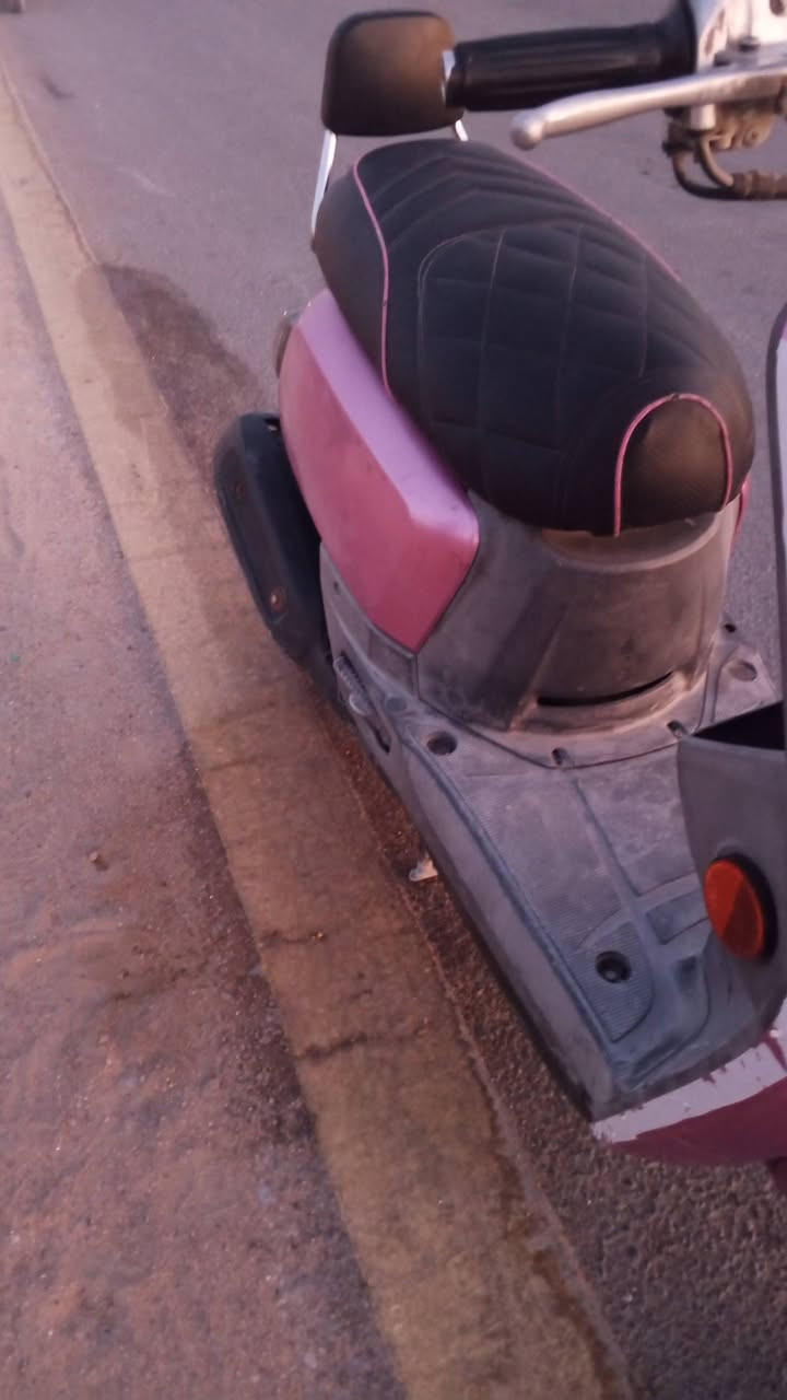 السلام عليكم دراجه للبيع مسطره ماكس ما مفتوحه بلاديه شلعه معدل اي نقص ما بيها مكاني كربلاء سعر 750 هذا رقمي ***********
